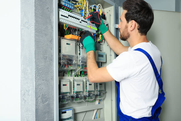 Best Circuit Breaker Repair  in Midway, UT
